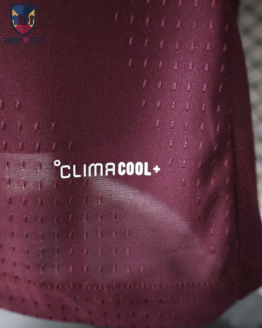 Aston Villa Maillot Domicile 2026/27 - Vue 5