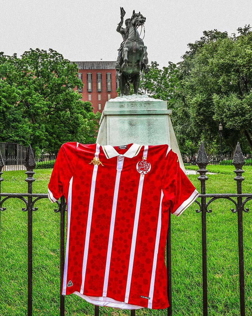 Wydad AC Kappa Home WC Rouge - Détail motifs tonaux