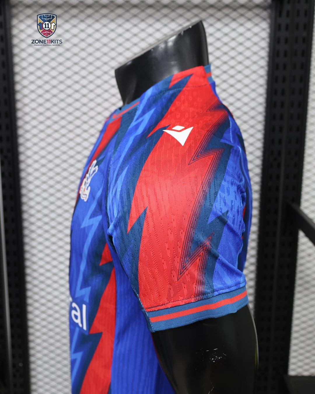 Crystal Palace home kit 2025/26 - detail
