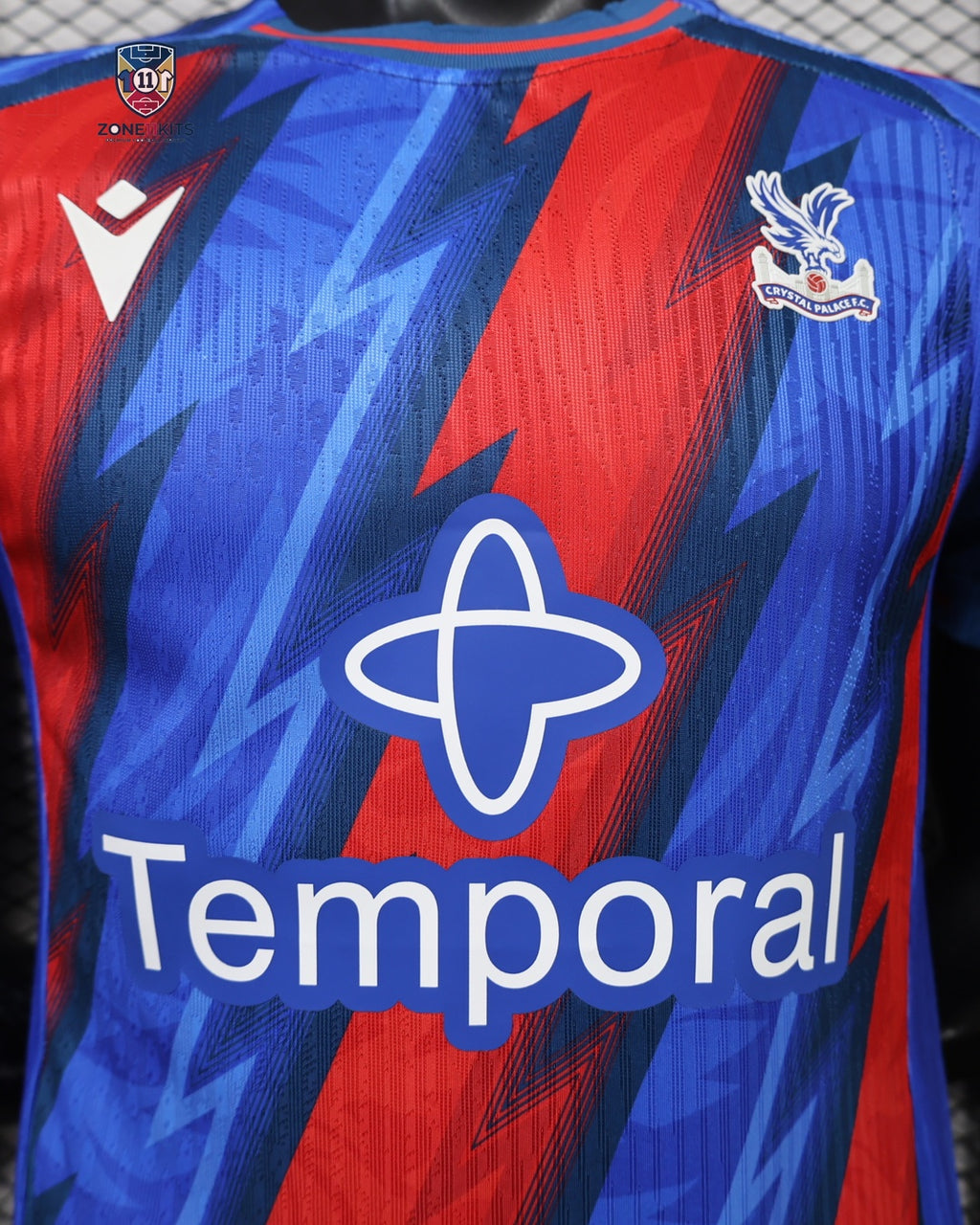 Crystal Palace home kit 2025/26 - detail