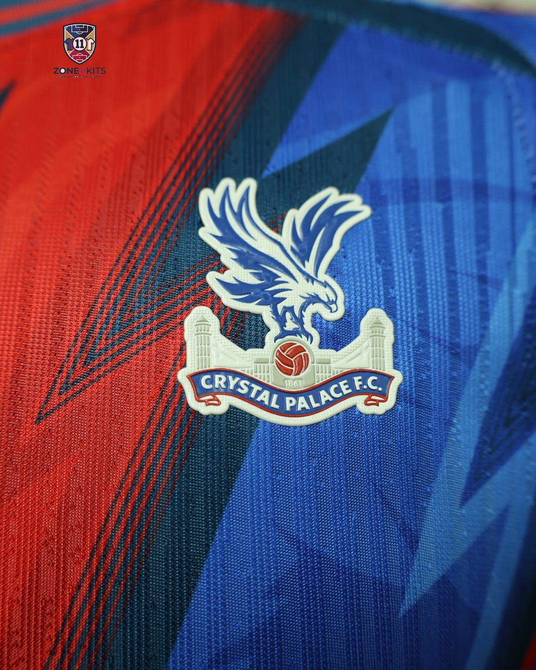 Crystal Palace home kit 2025/26 - detail
