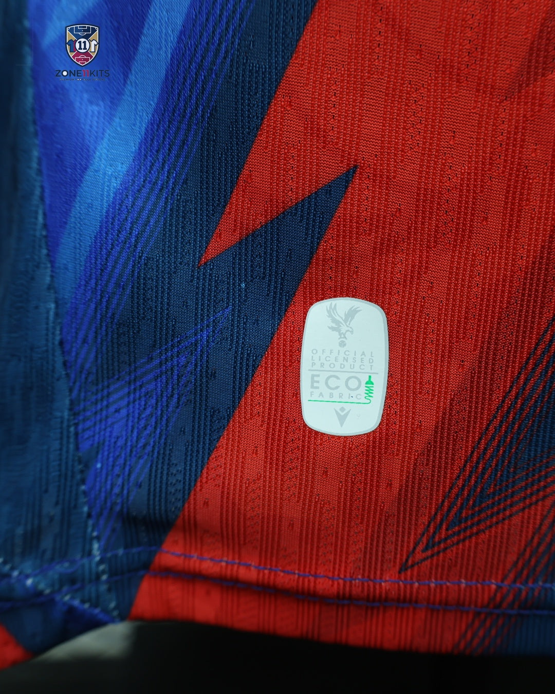 Crystal Palace home kit 2025/26 - detail