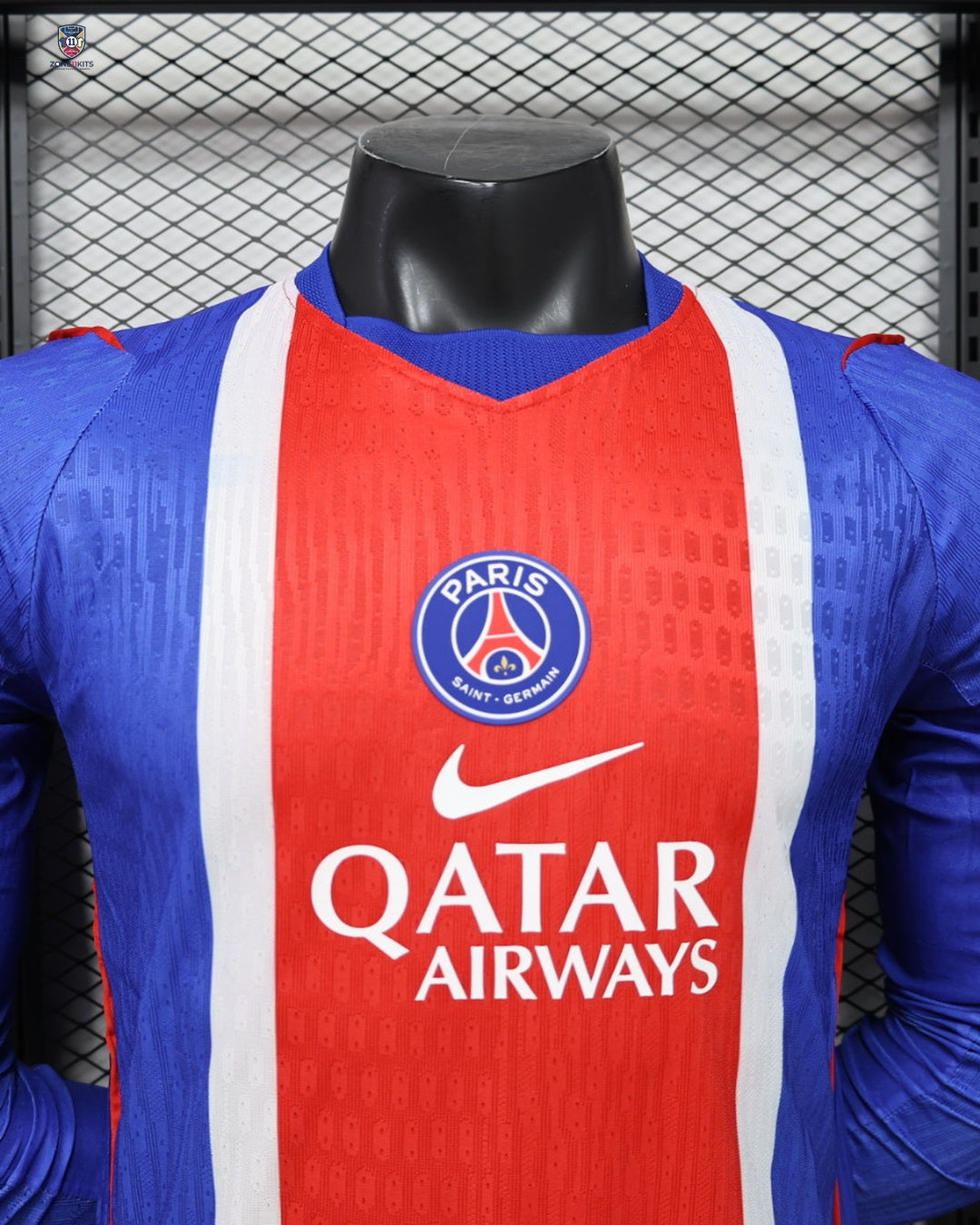 Paris Saint-Germain home kit 2024/25 long sleeve - detail