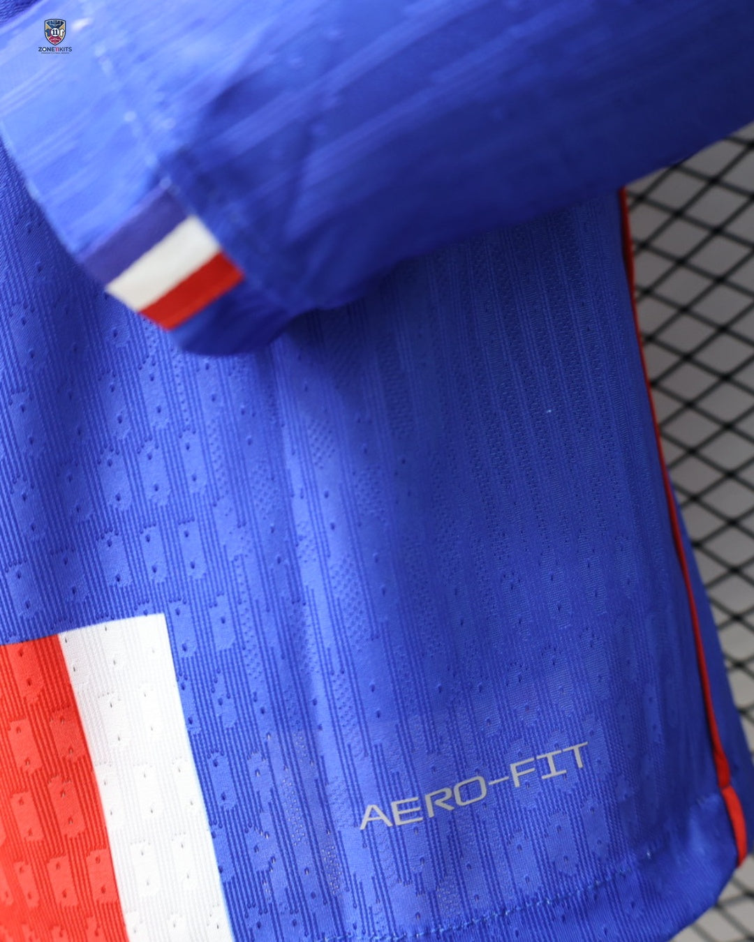 Paris Saint-Germain home kit 2024/25 long sleeve - detail